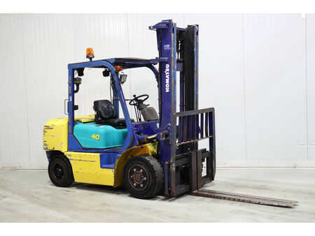 Diesel gaffeltruck 2001  Komatsu FD40ZT-7 (1)