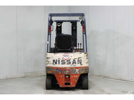 Eléctrica de 4 ruedas 2000  Nissan Q02L25CU (5)