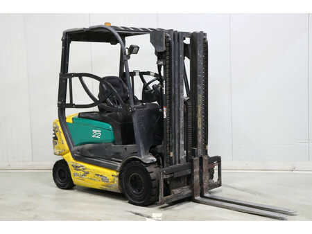 Carrelli elettrici 4 ruote 2008  Komatsu FB22H-3R (1)