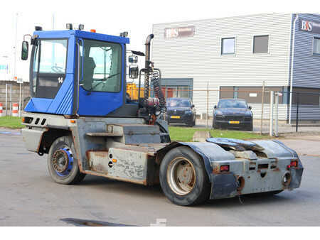 Tracteurs à bagages 2002  Terberg TT220 (4)