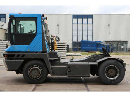 Terminal tractor 2007  Terberg RT222 (12)