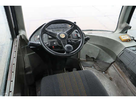 Terminal tractor 2007  Terberg RT222 (7)