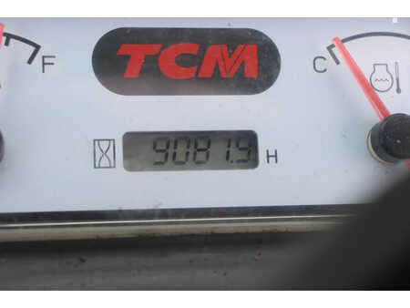 Carrelli elevatori diesel 2013  TCM FD80-2 (9)