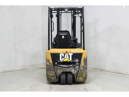 Elektryczne 3-kołowe 2015  CAT Lift Trucks EP20PNT (5)