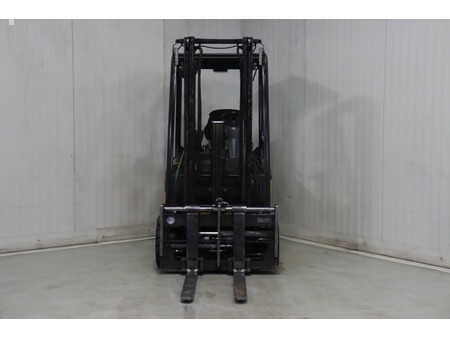 Elektro tříkolové VZV 2018  CAT Lift Trucks EP20ANT (10)