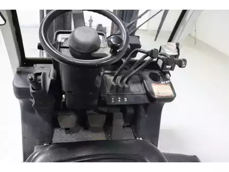 Nestekaasutrukki 2016  Unicarriers MCP1F2A28LU (9)