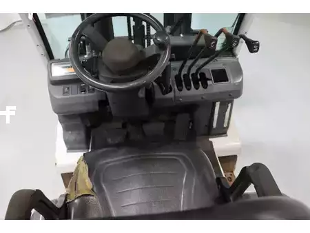 LPG heftrucks 2016  Nissan P1D1A15LQ (2)