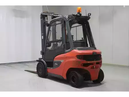 Diesel heftrucks 2020  Linde H30D-01 (8)