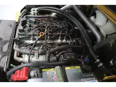 Carrelli elevatori diesel 2015  Nissan DG1F4A50Q (3)