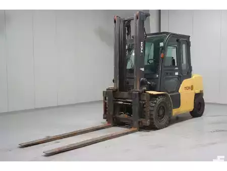 Carrelli elevatori diesel 2015  Nissan DG1F4A50Q (7)