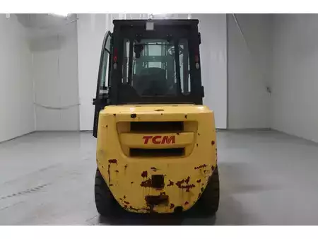 Carrelli elevatori diesel 2015  Nissan DG1F4A50Q (9)