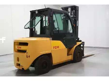 Carrelli elevatori diesel 2015  Nissan DG1F4A50Q (7)