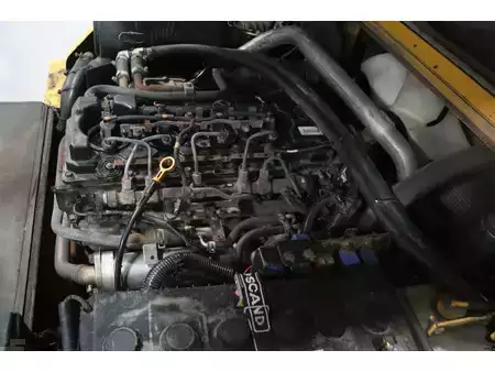 Carrelli elevatori diesel 2015  Nissan DG1F4A50Q (8)