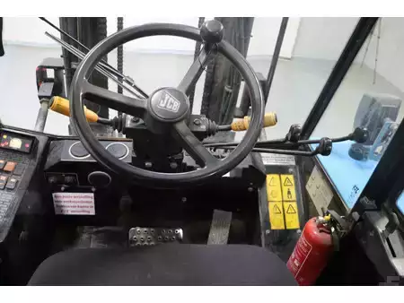 Empilhador diesel 2018  JCB 930-4 (2)