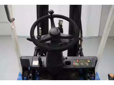 Dieselový VZV 2008  Doosan D25S-5 (5)