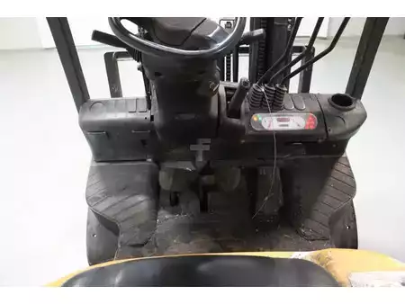 Diesel truck 2007  TCM FHD18T3 (3)