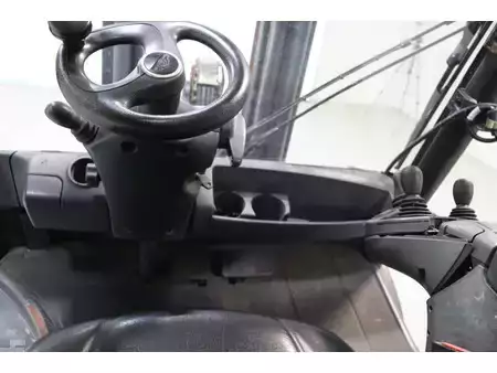 Dieselový VZV 2012  Linde H50D-01 (2)