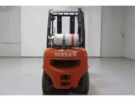 Gázüzemű targonca 2003  Nissan UGD02A30PQ (7)