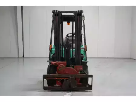Carrelli elevatori GPL 2010  Mitsubishi FG25N (3)