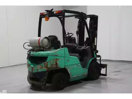 Carrelli elevatori GPL 2010  Mitsubishi FG25N (7)