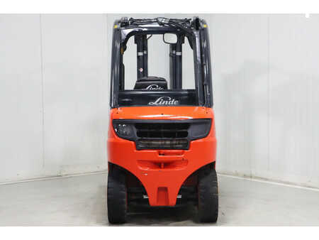 Carretilla elevadora diésel 2014  Linde H25D-02 (5)
