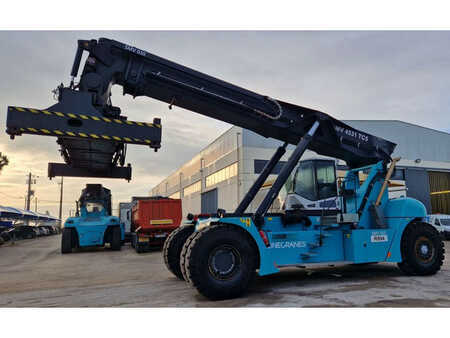 Reach-Stacker 2018  Konecranes 4531TC5 (3)