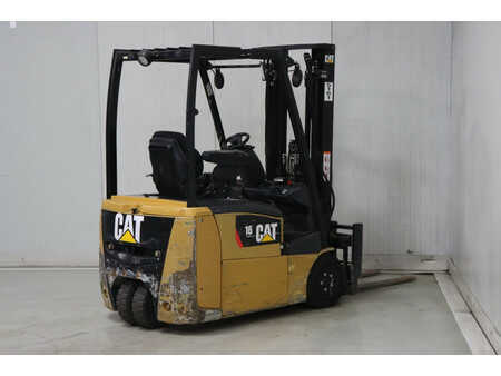 Elektryczne 3-kołowe 2014  CAT Lift Trucks EP16CPNT (3)