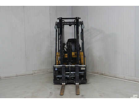 Elektryczne 3-kołowe 2014  CAT Lift Trucks EP16CPNT (8)