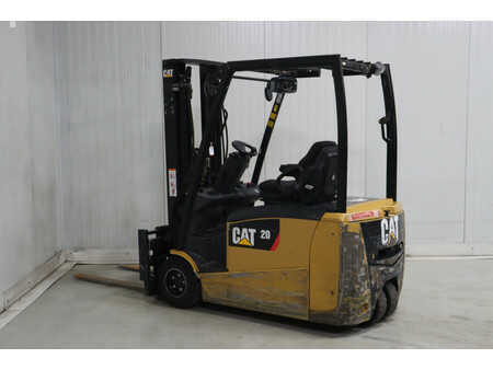 Elektryczne 3-kołowe 2014  CAT Lift Trucks EP20PNT (8)