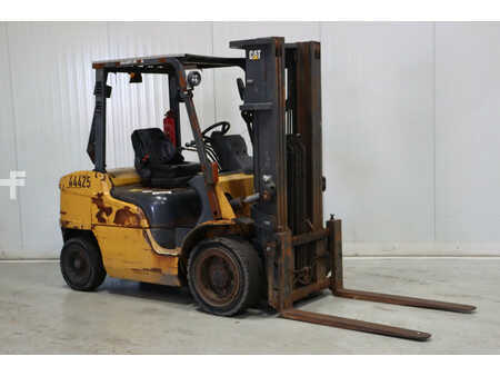 Dieseltrukki 2013  CAT Lift Trucks DP30NT (1)