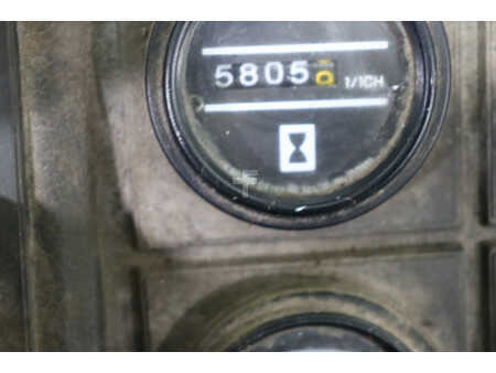 Empilhador diesel 1998  Nissan VF05H70U (9)