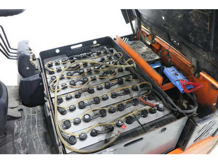 3-wiel elektrische heftrucks 2013  Doosan B18T-5 (8)