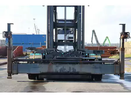 Carrelli elevatori per container 2014  SMV Konecranes 6/7ECB100DS (2)