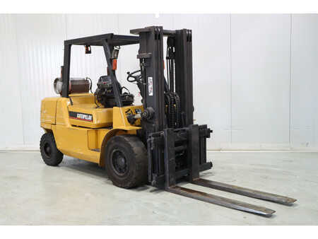 Nestekaasutrukki 2006  CAT Lift Trucks GP50K (1)