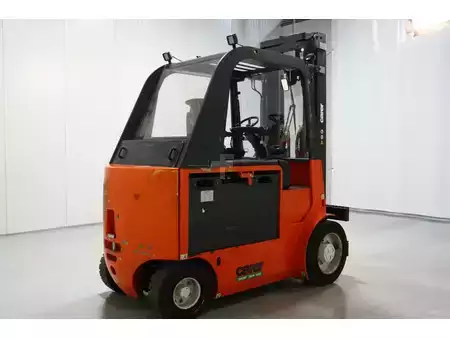 Elektro čtyřkolový VZV 2015  Carer Z70H (8)
