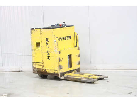 Electric Pallet Trucks 2013  Hyster RP2.0N (1)