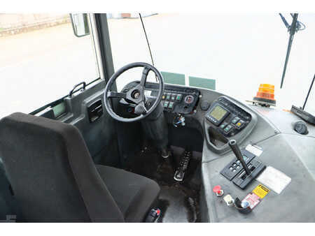 Tracteurs à bagages 2015  Kalmar TT612D (2)