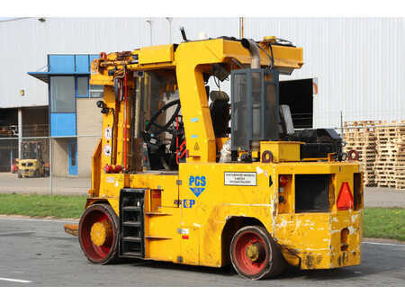 Chariots élévateurs diesel 2015  Paus PGS26.5 (7)