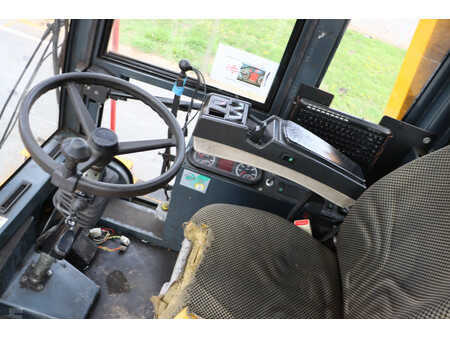 Chariots élévateurs diesel 2019  Paus PGS26.5 (10)