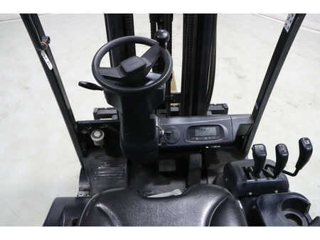 Chariots électriques à 3 roues 2018  Doosan B20T-7 (2)