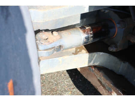 Dieselový VZV 2014  SMV Konecranes 16-1200B (11)