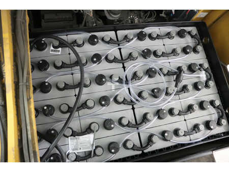 Chariots électriques à 3 roues 2019  CAT Lift Trucks EP16ACN (8)