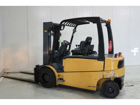 Chariots électriques à 4 roues 2006  CAT Lift Trucks EP50 (6)