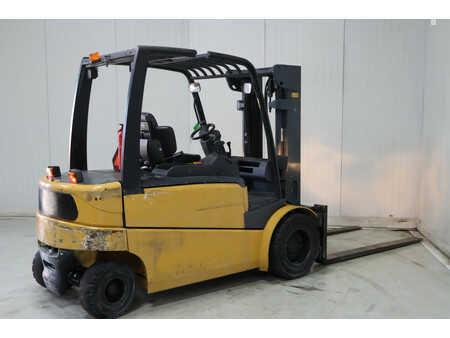 Chariots électriques à 4 roues 2006  CAT Lift Trucks EP50 (8)