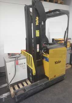 Reachtrucks 2006  Yale MR14 (1)