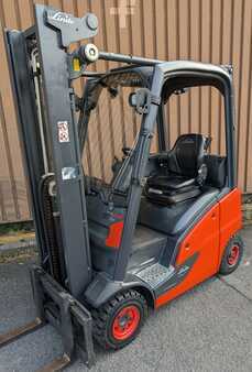 LPG Forklifts 2016  Linde H14T (9)