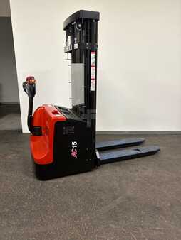 Ruční vysokozdvižný vozík 2025  Heli CDD 15J (1)