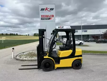 Diesel gaffeltruck 2017  Yale GDP25VX (1)