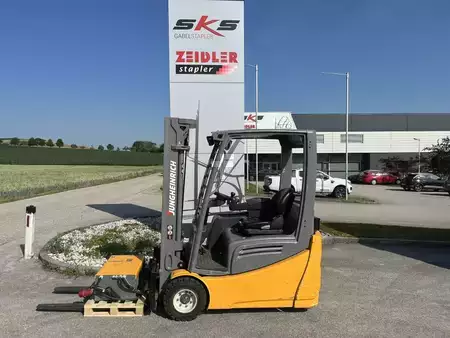 Elektro 3 Rad 2018  Jungheinrich EFG218k-Li (1)