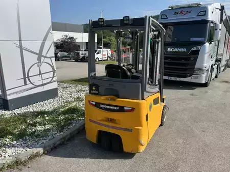 Elektro 3 Rad 2018  Jungheinrich EFG218k-Li (3)